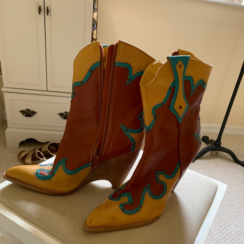 BCBGirls Western Boots
